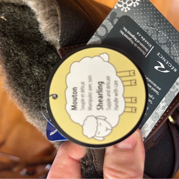 Sz 8.5 New with tags Blondo tall leather upper, wool inner women’s boot - Picture 7 of 10